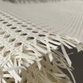 Biała plecionka meblowa. Sztuczny rattan